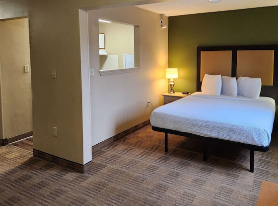 Suburban Studios Columbus - Dublin is a family friendly hotel in Dublin, Ohio (OH)