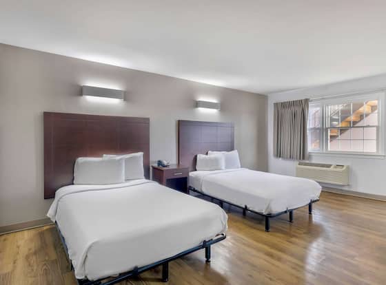 Motel 6 Falls Church, VA - Arlington Boulevard is a family friendly hotel in Annandale, Virginia (VA)