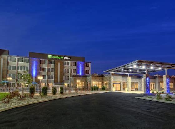 Holiday Inn Express Louisville Airport Expo Center by IHG is a family friendly hotel in Louisville, Kentucky (KY)