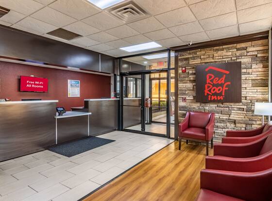 Red Roof Inn Forsyth is a family friendly hotel in Forsyth, Georgia (GA)