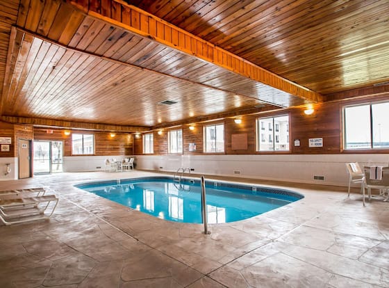 Quality Inn Morris I-80 is a family friendly hotel in Morris, Illinois (IL)