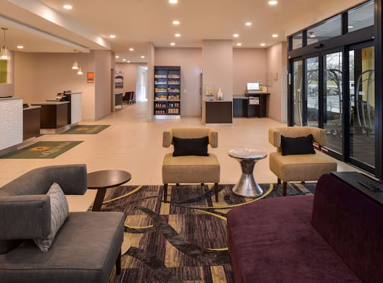 La Quinta Inn & Suites by Wyndham Indianapolis South is a family friendly hotel in Indianapolis, Indiana (IN)