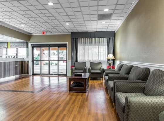Quality Inn Midtown is a family friendly hotel in Savannah, Georgia (GA)