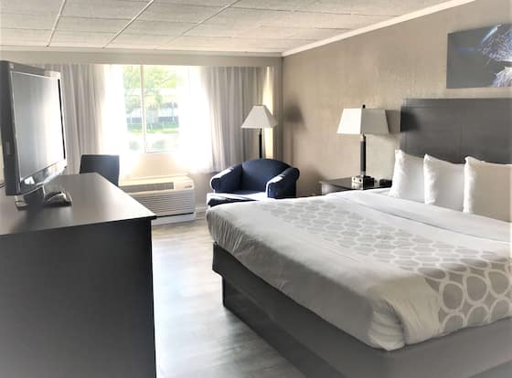 SureStay Plus Hotel by Best Western Lehigh Valley is a family friendly hotel in Bethlehem, Pennsylvania (PA)