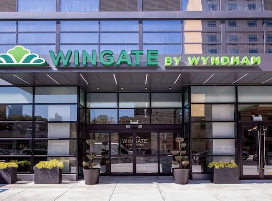 Wingate by Wyndham Long Island City is a family friendly hotel in New York City (NYC), New York (NY)