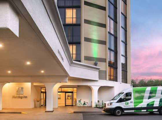 Holiday Inn Austin -Town Lake by IHG is a family friendly hotel in Austin, Texas (TX)