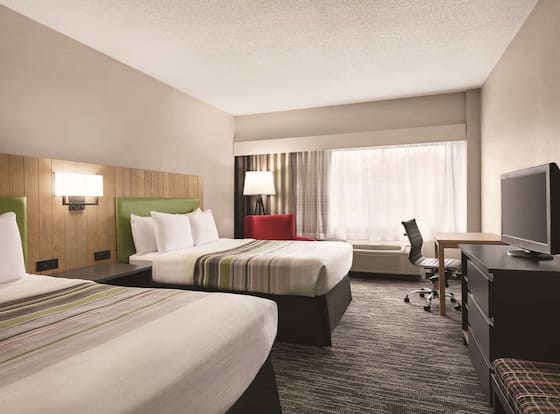 Country Inn & Suites by Radisson, Williamsburg East (Busch Gardens), VA is a family friendly hotel in Williamsburg, Virginia (VA)