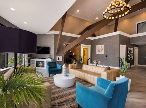 The Hub Middletown Red Bank, BW Signature Collection is a family friendly hotel in Port Monmouth, New Jersey (NJ)