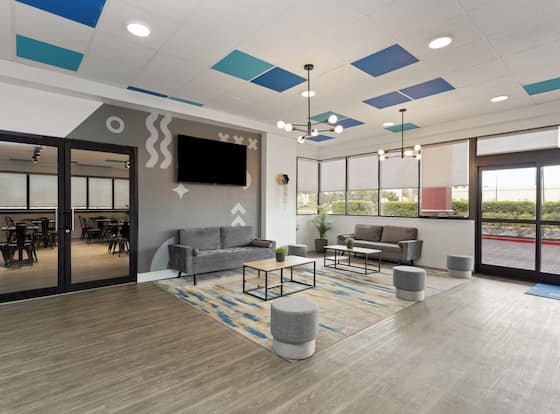 Baymont by Wyndham Orlando North Millenia is a family friendly hotel in Orlando, Florida (FL)