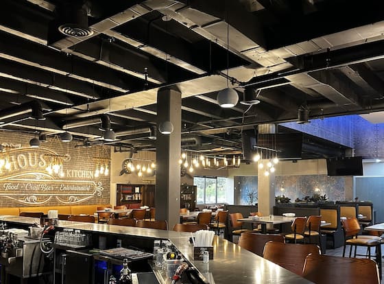 Wyndham Indianapolis Airport is a family friendly hotel in Indianapolis, Indiana (IN)