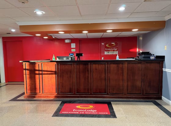 Econo Lodge Mt. Hope - Beckley is a family friendly hotel in Mount Hope, West Virginia (WV)