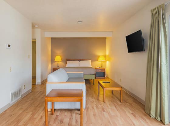 Studio 6 Greensboro, NC is a family friendly hotel in Greensboro, North Carolina (NC)