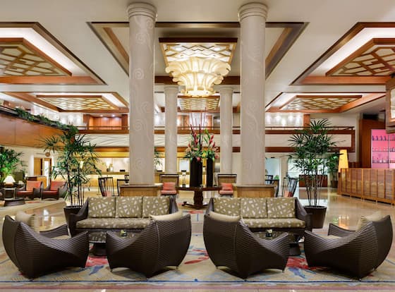 Hilton Waikiki Beach Resort & Spa is a family friendly hotel in Honolulu, Hawaii (HI)