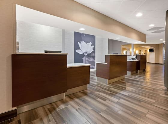 La Quinta Inn & Suites by Wyndham Tacoma - Seattle is a family friendly hotel in Tacoma, Washington (WA)