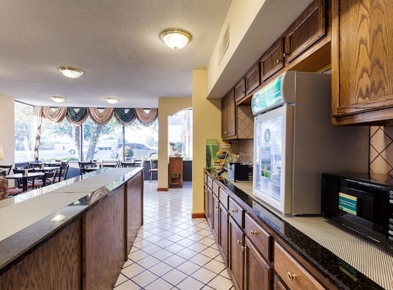 Quality Inn Blytheville I-55 is a family friendly hotel in Blytheville, Arkansas (AR)