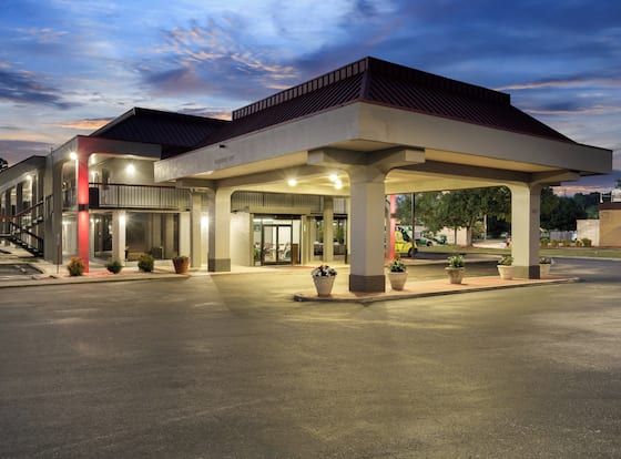 Red Roof Inn Wilmington, NC is a family friendly hotel in Wilmington, North Carolina (NC)