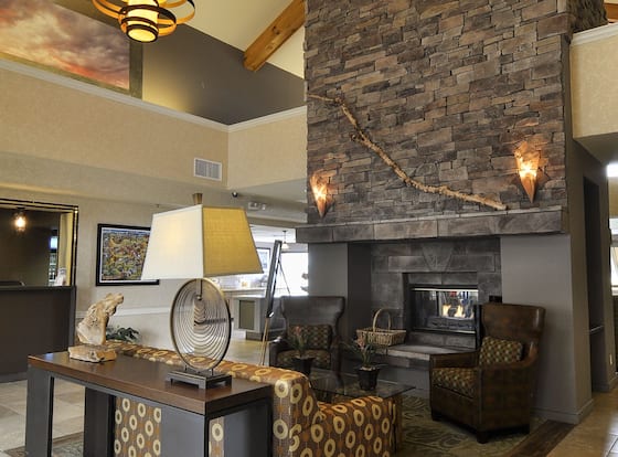 SureStay Plus Hotel by Best Western Tempe University is a family friendly hotel in Tempe, Arizona (AZ)