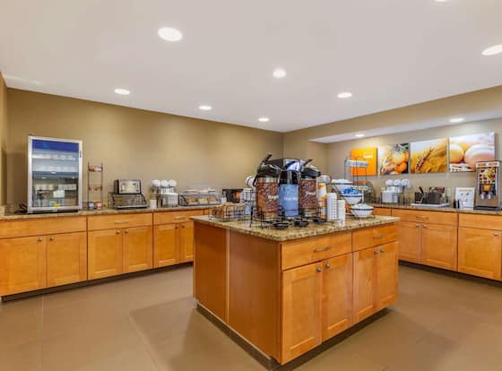 Comfort Inn Quantico is a family friendly hotel in Aquia Harbour, Virginia (VA)
