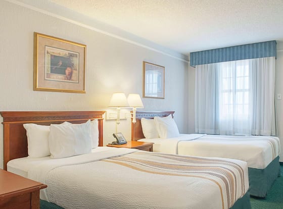 La Quinta Inn by Wyndham New Orleans Veterans / Metairie is a family friendly hotel in Metairie, Louisiana (LA)