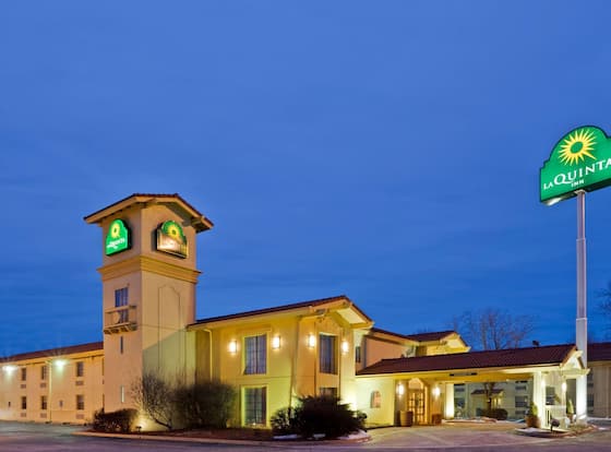La Quinta Inn by Wyndham Omaha West is a family friendly hotel in Omaha, Nebraska (NE)
