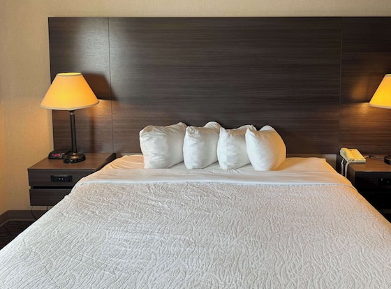 Quality Inn Spearfish I-90 is a family friendly hotel in Spearfish, South Dakota (SD)