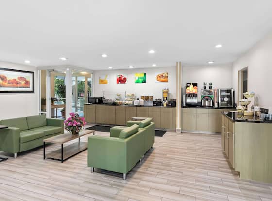 Quality Inn Atlanta Northlake is a family friendly hotel in Chamblee, Georgia (GA)