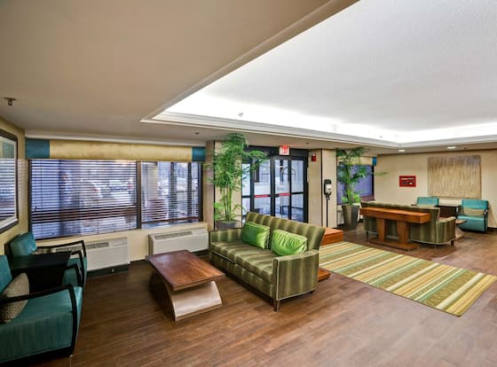 Hampton Inn Milford is a family friendly hotel in Milford city , Connecticut (CT)