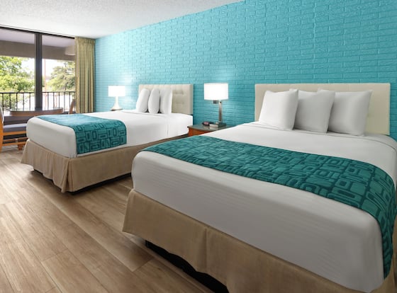 INN AT ATLANTIC CITY HOTEL & BANQUET is a family friendly hotel in Smithville, New Jersey (NJ)