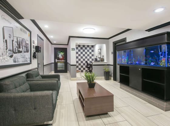 Super 8 by Wyndham Austin University/Downtown Area is a family friendly hotel in Austin, Texas (TX)