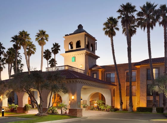 Embassy Suites by Hilton Lompoc Central Coast is a family friendly hotel in Lompoc, California (CA)