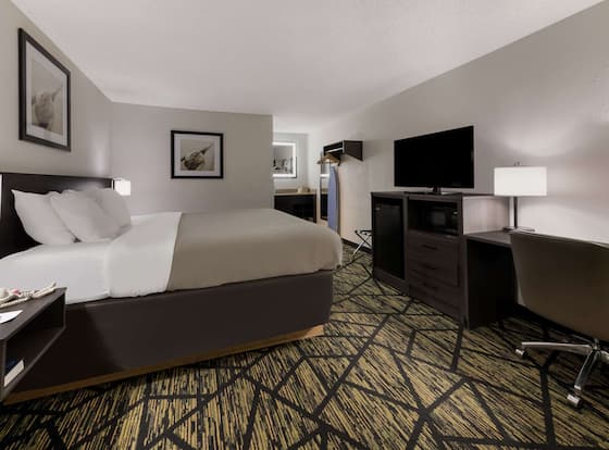 Quality Inn Orange Park Jacksonville is a family friendly hotel in Jacksonville, Florida (FL)