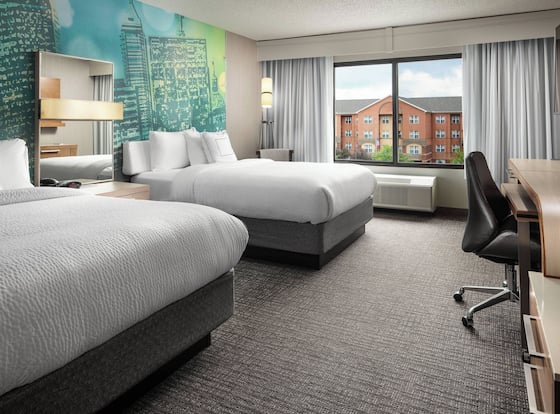 Courtyard by Marriott Indianapolis at the Capitol is a family friendly hotel in Indianapolis, Indiana (IN)