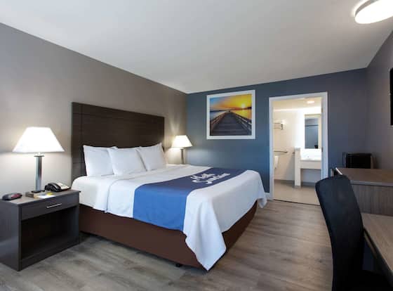 Days Inn by Wyndham Chesapeake is a family friendly hotel in Chesapeake, Virginia (VA)