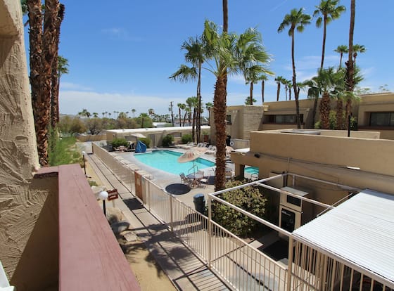 Desert Vacation Villas is a family friendly hotel in Palm Springs, California (CA)