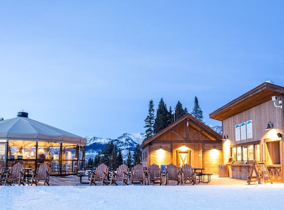 Escape the heat in this family-friendly slopeside condo - No Cleaning Fee! by RedAwning is a family friendly hotel in Mount Crested Butte, Colorado (CO)