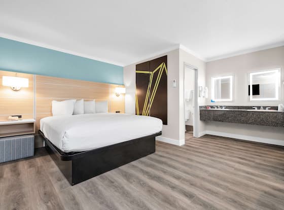 SureStay by Best Western San Francisco Marina District is a family friendly hotel in San Francisco, California (CA)