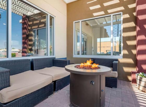 Comfort Inn is a family friendly hotel in Portales, New Mexico (NM)