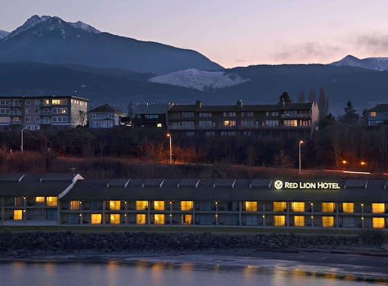 Red Lion Hotel Port Angeles Harbor is a family friendly hotel in Port Angeles, Washington (WA)