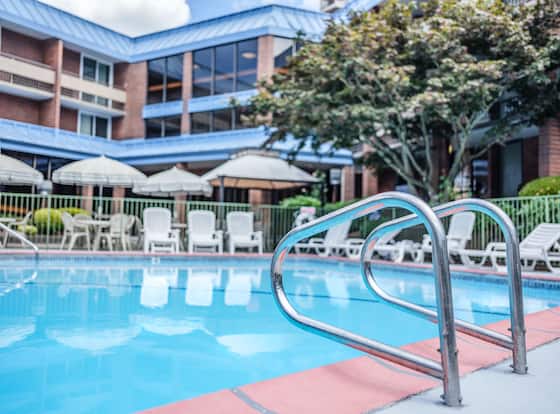 University Place Hotel & Conference Center is a family friendly hotel in Portland, Oregon (OR)