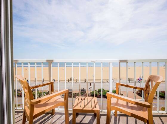 Hampton Inn Virginia Beach-Oceanfront North is a family friendly hotel in Virginia Beach, Virginia (VA)
