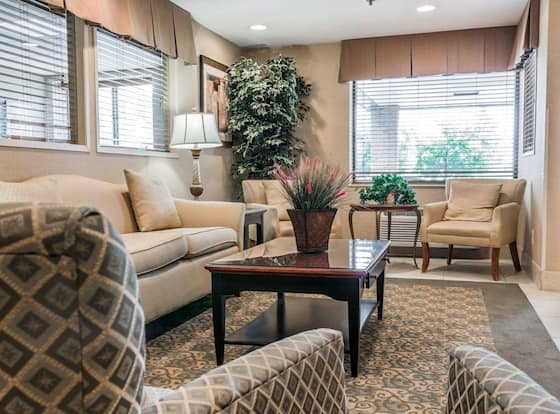 Comfort Inn Utica is a family friendly hotel in Utica, Michigan (MI)