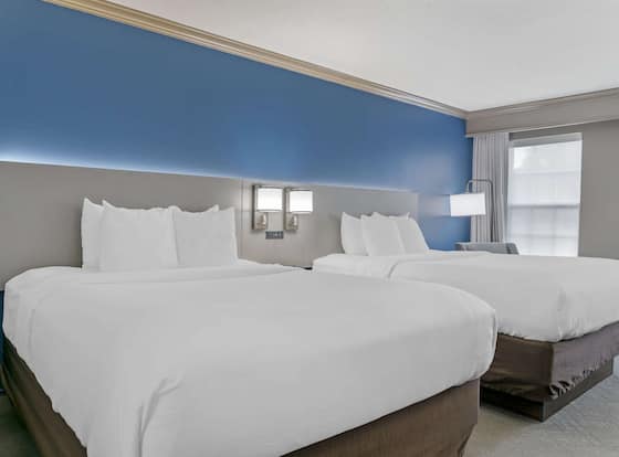 Comfort Inn Plainwell is a family friendly hotel in Plainwell, Michigan (MI)