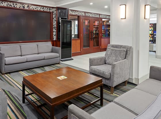 Holiday Inn Chicago-Oakbrook by IHG is a family friendly hotel in Villa Park, Illinois (IL)