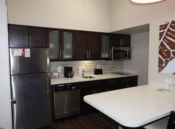 Hawthorn Suites by Wyndham Detroit Southfield is a family friendly hotel in Southfield, Michigan (MI)
