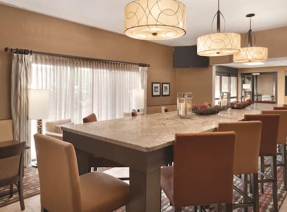 Hampton Inn Cincinnati/Kings Island is a family friendly hotel in Mason, Ohio (OH)