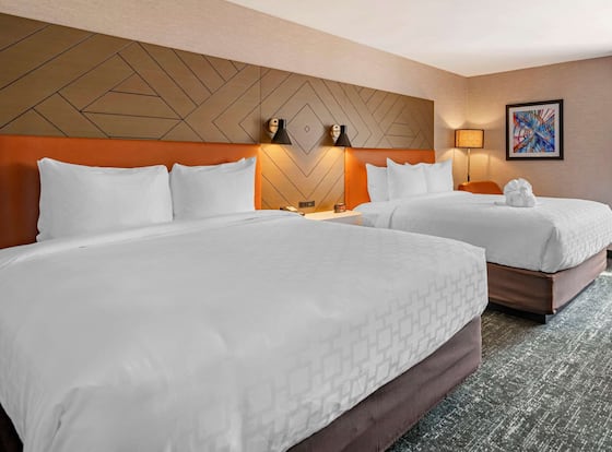 Clarion Inn Nashua is a family friendly hotel in Nashua, New Hampshire (NH)