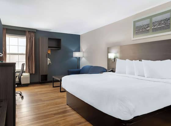 Best Western Mystic Hotel is a family friendly hotel in Mystic, Connecticut (CT)