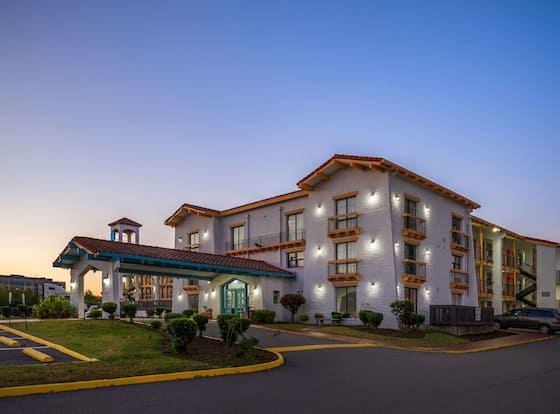 Econo Lodge Richmond-North Chesterfield is a family friendly hotel in Richmond, Virginia (VA)