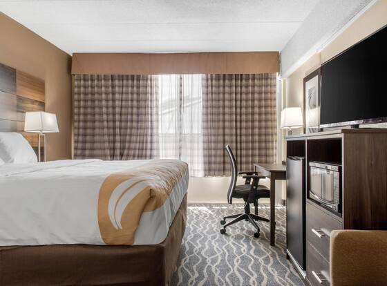 Quality Inn and Conference Center is a family friendly hotel in Richmond, Indiana (IN)