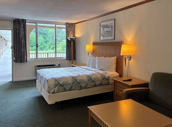 Motel 6 Pocomoke City, MD is a family friendly hotel in Pocomoke City, Maryland (MD)
